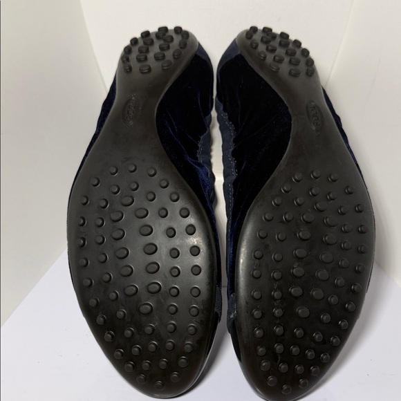 NWOT Tod's Women's Navy Blue Velvet and Patent Leather Flats size 11/41 - Picture 9 of 11
